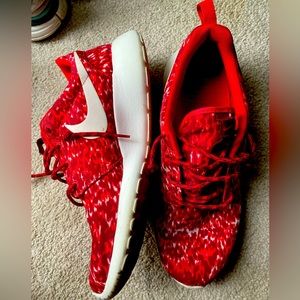 Women’s Nike Roshe’s